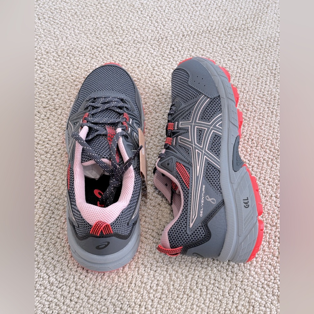 New ASICS GEL-VENTURE 8 - Size 9.5 WIDE - Picture 4 of 5